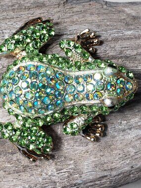 New Green Rhinestone Frog Brooch Gold Tone Base AB stones Bale